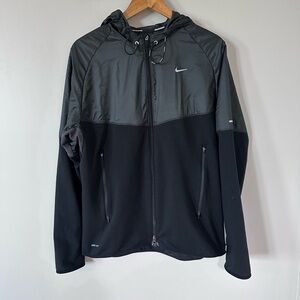 NIKE black DRI-FIT Running Windbreaker